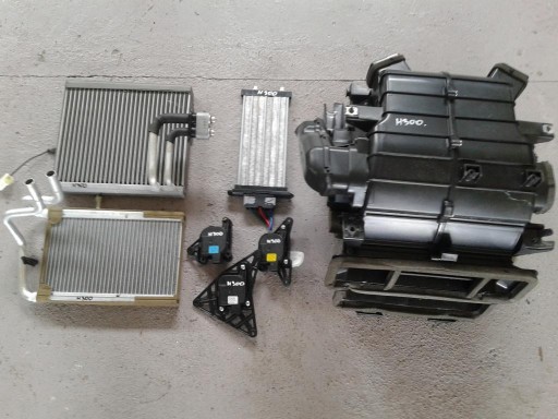 HYUNDAI STAREX H300 08R радиатор