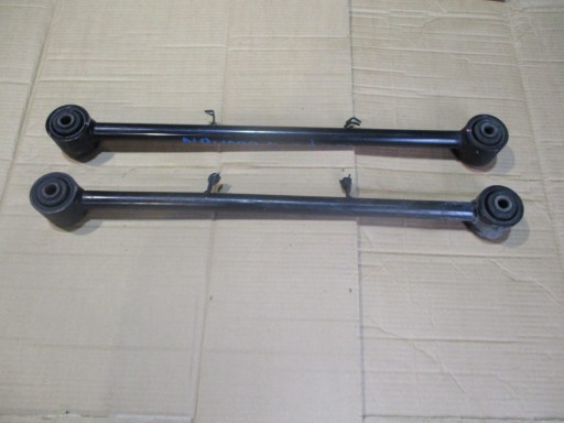 bar NISSAN NAVARA 16R