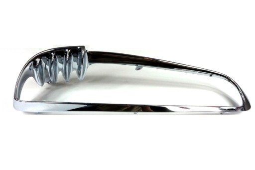 66115-01 - HARLEY V-ROD VRSCA/B/D / R РЕШЕТКА РАДИАТОРА ПРАВЫЙ VS