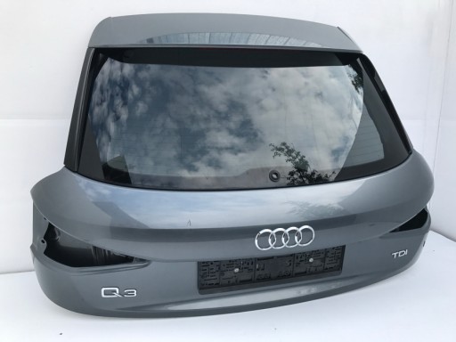 8U0827025 - Скло кришки багажника 2013 AS3 AUDI Q3 8U