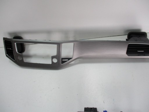 decorative trim of the dashboard VW Golf 7 VII 5G0 Sportsvan