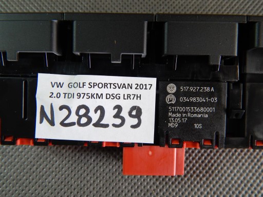 VW GOLF SPORTSVAN PANEL PRZYCISKOW 517927238A