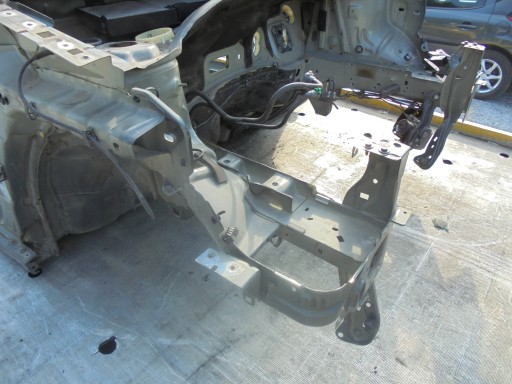 Лонжерон четверть правая левая передняя Citroen C3