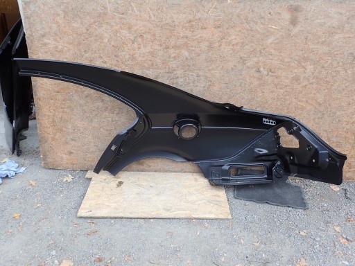 fender right rear rear part side MERCEDES CLS 219
