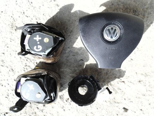 panneau d'instruments console airbag VW GOLF V positif. conduite à droite