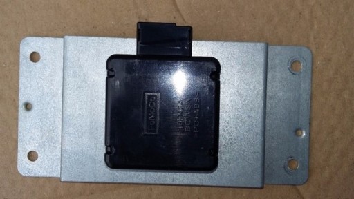 FORD ECOSPORT 14 R GPS АНТЕННА CN1T-19H464-AC