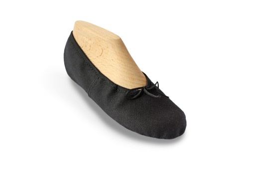 Балетки AKCES 40 розмір чорні