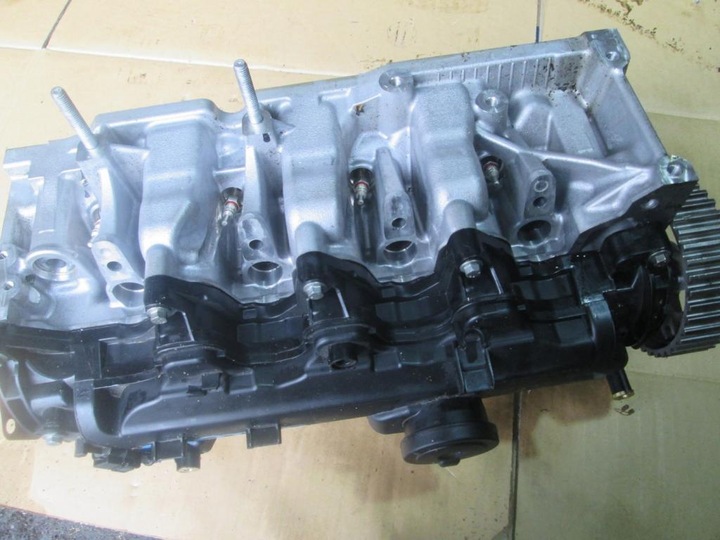 CYLINDER HEAD RENAULT CAPTUR 1.5DCI 110428257R photo 4 - milautoparts-fr.ukrlive.com