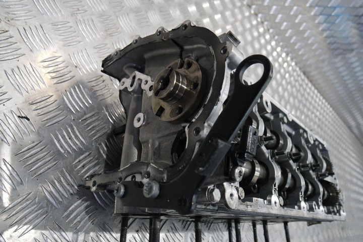 CYLINDER HEAD AUDI A8 D4 4H 4.2 TDI 057064BF photo 5 - milautoparts-fr.ukrlive.com