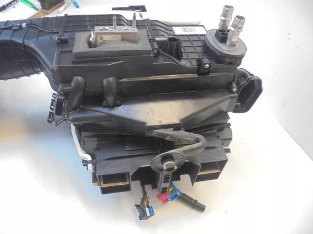 CHAUFFAGE CLIMATISATEUR PEUGEOT 5008 1.6 EHDI photo 15 - milautoparts-fr.ukrlive.com