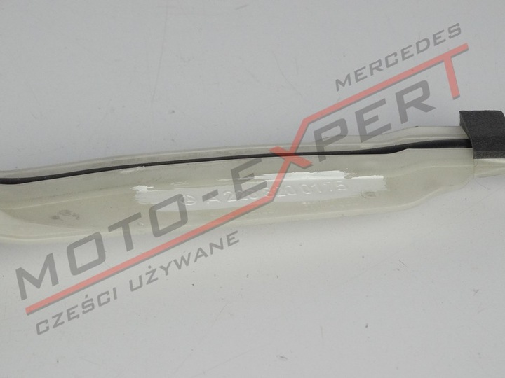 MERCEDES W220 ANTENNE KEYLESS GAUCHE AVANT 2208200175