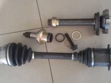 DROITE DEMI-ARBRE ARBRE FRAISE SUPPORT FORD GALAXY 1.9 TDI