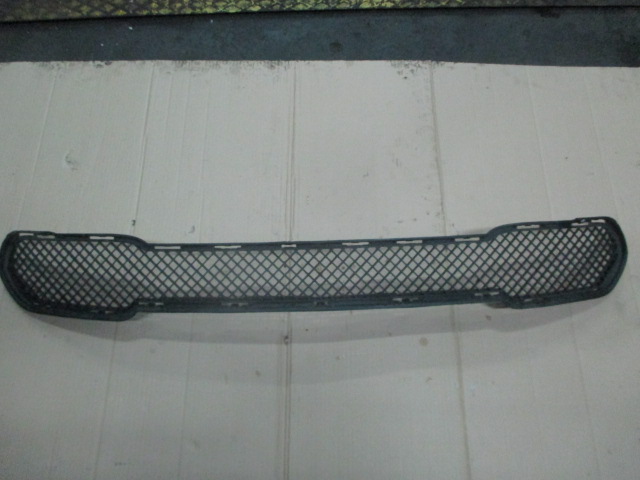 BMW X1 E84 - NEW CONDITION DEFLECTOR BUMPER FRONT photo 1 - milautoparts-fr.ukrlive.com