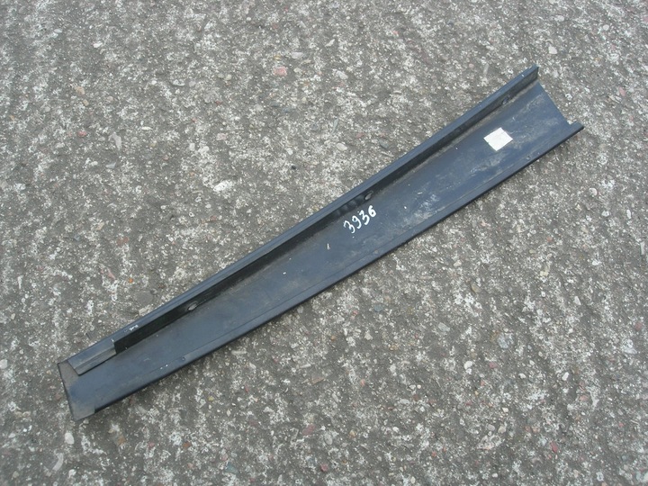 PROTECTION PILLAR DOOR L FRONT VW PASSAT B5 3B0837901 photo 3 - milautoparts-fr.ukrlive.com