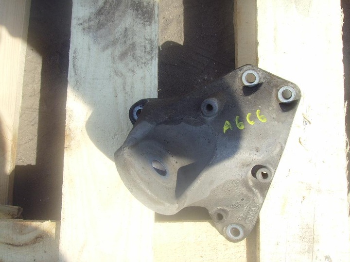 AUDI A6 C6 3.0 TDI BRACKET BOX GEAR RIGHT photo 2 - milautoparts-fr.ukrlive.com