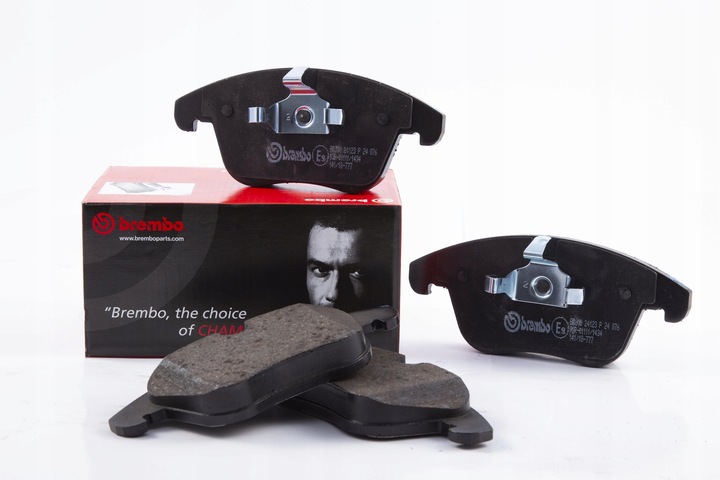 SABOTS DE FREIN BREMBO AVANT - AUDI TT 8S 340MM photo 1 - milautoparts-fr.ukrlive.com