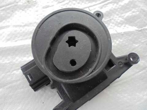 C4 PETIT MOTEUR RÉCHAUFFEURS T1020286F