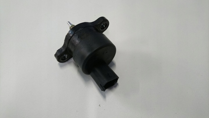 BMW 3 5 7 E39 2.5D E46 E38 X5 E53 3.0D SENSOR VALVE PRESSURE FUEL M57 photo 1 - milautoparts-fr.ukrlive.com