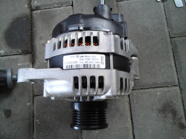 SUZUKI VITARA ELECTRIC GENERATOR 1,6 DIESEL NEW CONDITION MODEL photo 1 - milautoparts-fr.ukrlive.com