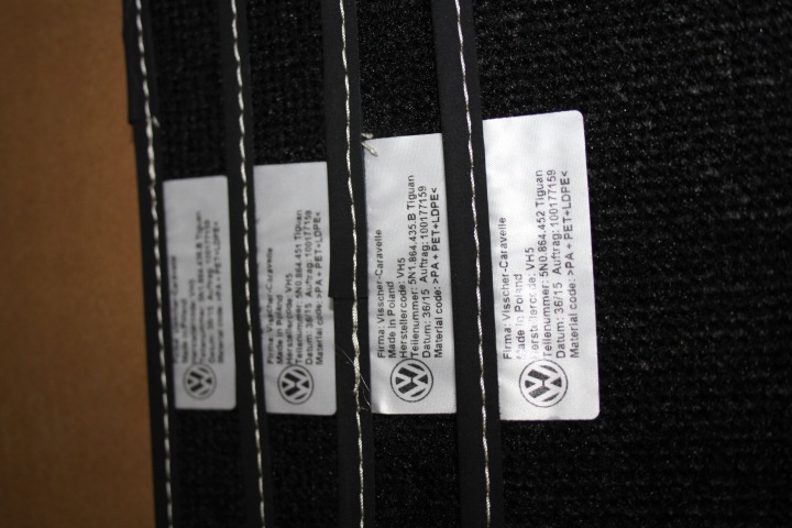 ESSUIE-GLACES VELOURS ENSEMBLE VW TIGUAN 5N1863011B