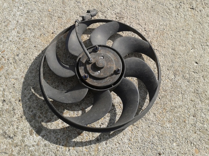 VENTILATEUR DE RADUATEUR HYUNDAI SANTA FE I photo 2 - milautoparts-fr.ukrlive.com