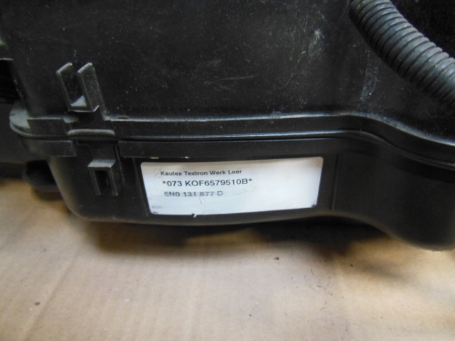 VW TIGUAN PUMP TANK ADBLUE AD BLUE 5N0131877D photo 2 - milautoparts-fr.ukrlive.com