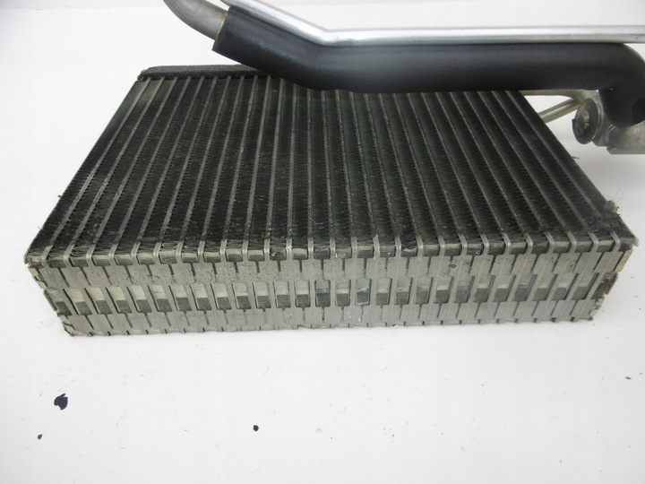 RADIATEUR CHAUFFAGE DU CLIMATISEUR BMW 7 E65 E66 photo 3 - milautoparts-fr.ukrlive.com