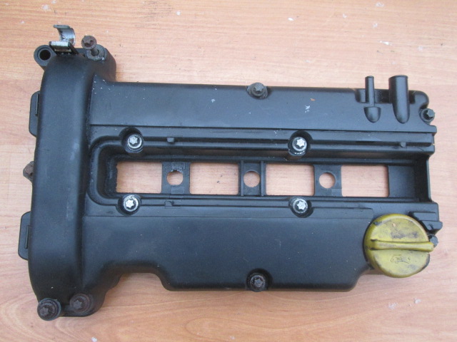 OPEL CORSA C MERIVA ASTRA G H COMBO 1.2 1.4 16V COVERING VALVES 55351461 photo 2 - milautoparts-fr.ukrlive.com