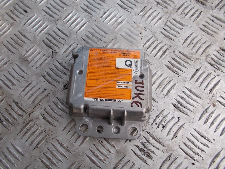 Nissan juke датчик srs air bag 988201kc0a 2010-, Цена