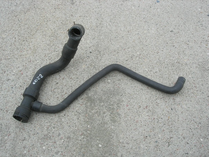 Патрубок труба системы охлаждения audi a4 b5 a6 passat b5 8d0121055g, Цена