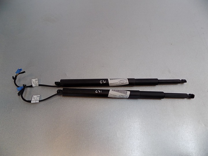 Bmw g31 амортизатор крышки багажника электрический 7390410 7390411, Цена