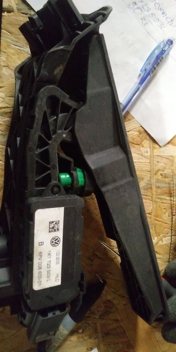 Педаль потенциометр газа audi a3 8 p dsg 1k1723503l, Цена