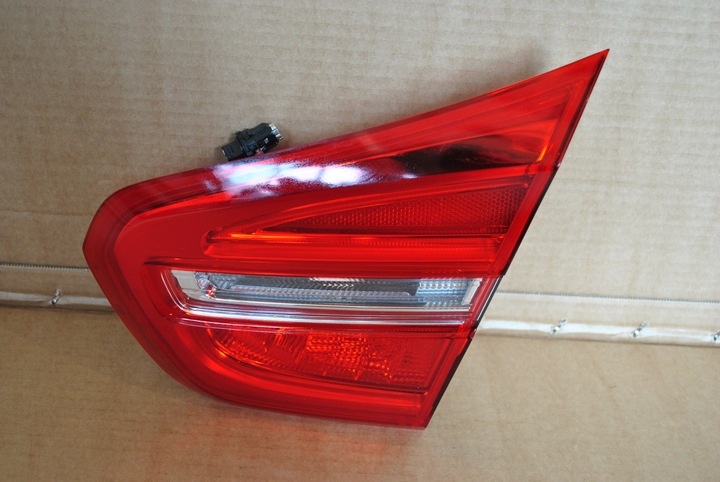 Mercedes gla в 156 правый задний фонарь в крышке багажника, Цена