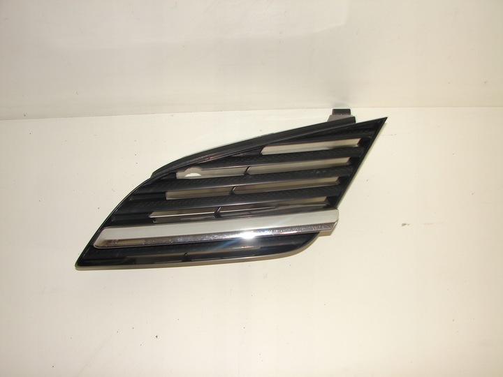 Решетка радиатора левая nissan primera p12 01-07, Цена