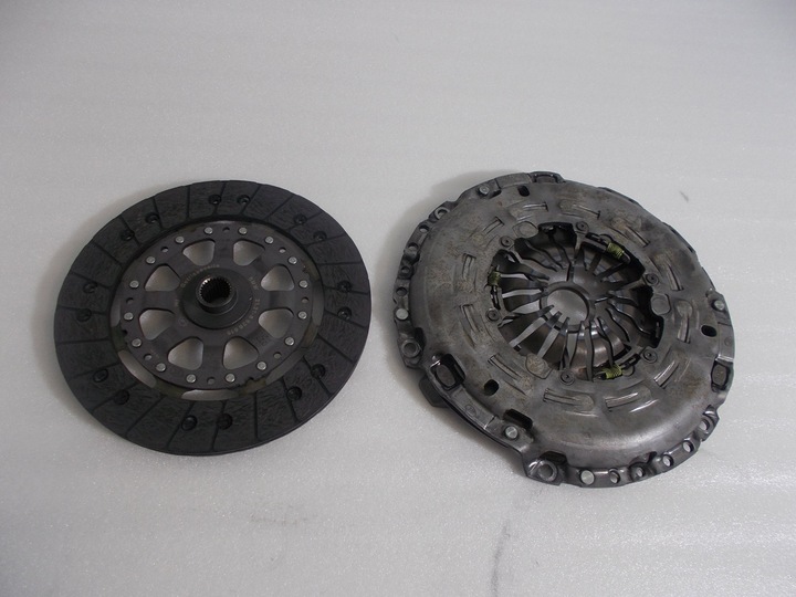 Зчеплення b37c15a bmw f45 f48 mini f55 f57 8631873, Ціна