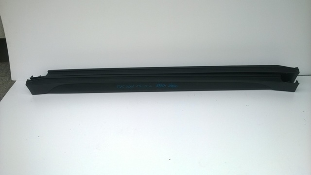 фото №1, Hyundai tucson планка порогова права 87754-d7000