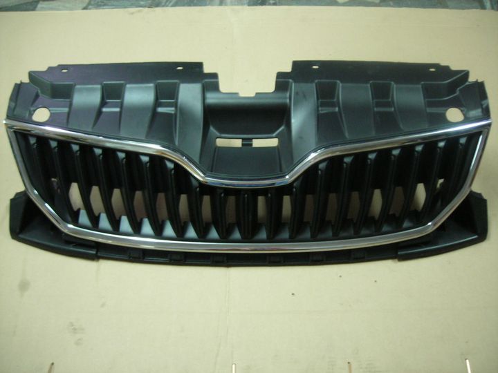 фото №1, Решітка решітка радіатора skoda fabia iii 6v0853653 новий dpa