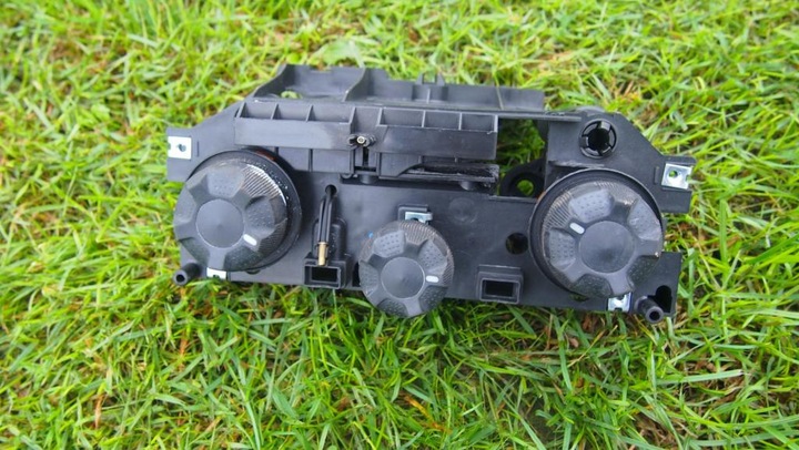 фото №1, Панель керування повітряний потік iveco daily 06-11