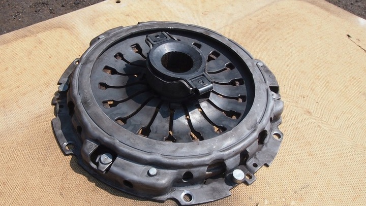 фото №5, Диск зчеплення 8,7mm iveco daily 2.3 притиск 235mm
