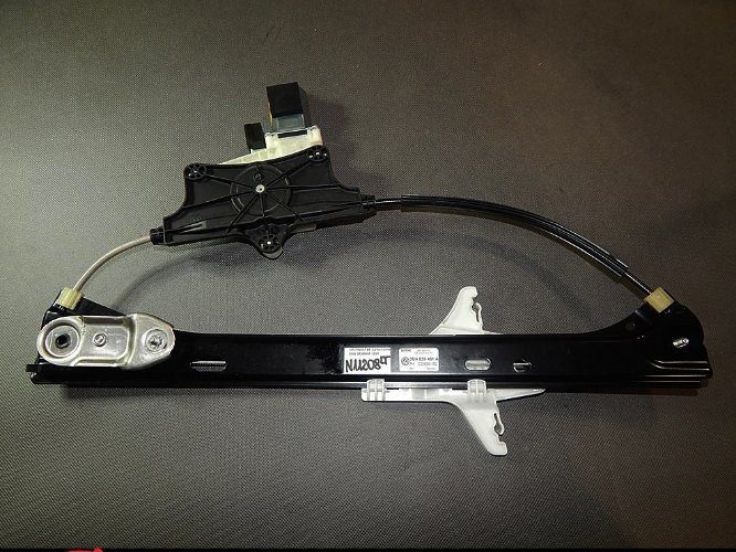 фото №1, Vw passat b8 механизм стёкла левый зад 3g9839461a