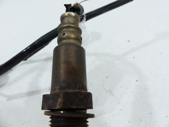 фото №2, Toyota corolla e12 лямбда-зонд 89465-02080 2pin