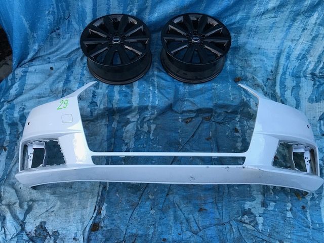 фото №1, Audi a4 b9 бампер перед переднє pdc 8w0807437