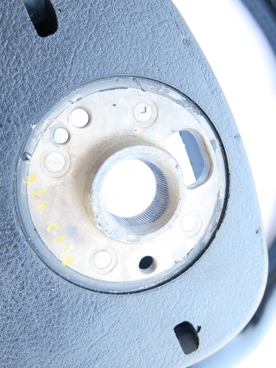 фото №12, Кермо profilowana raid vw golf 4 bora passat b5 octavia octavia superb