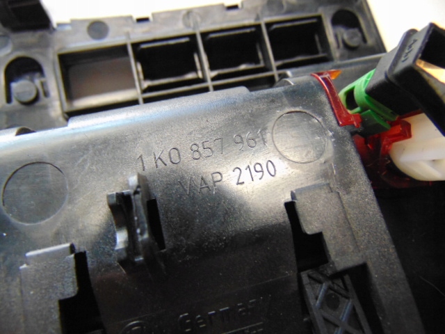 фото №9, Пепельница перед golf v eos jetta 1k0857961