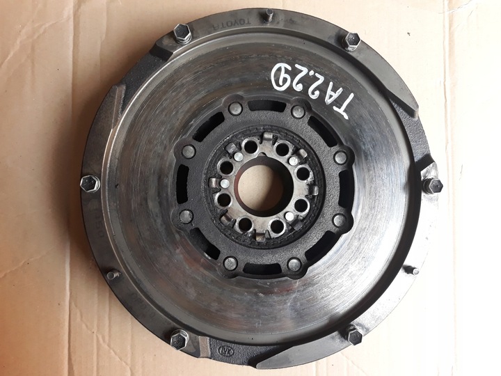 фото №1, Toyota avensis t25 колесо двомасовий 2.2 d4d bdb