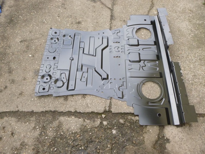 фото №4, Bmw x5 e70 f15 x6 e71 f16 pas задній зад підлога