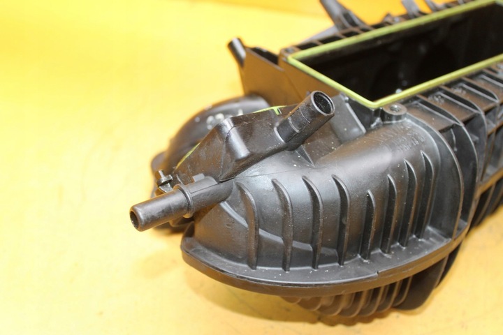 фото №9, Коллектор всасывающий vw polo iv cbz 1.2 tsi 03f129711f