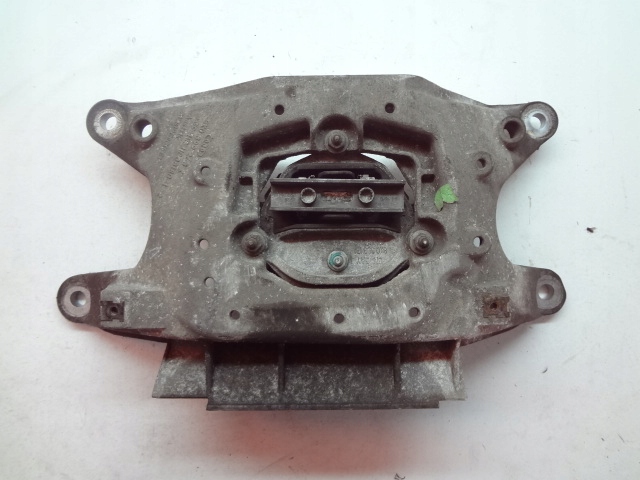 фото №2, Audi a5 07-12r 1.8 tfsi лапи подушка коробки