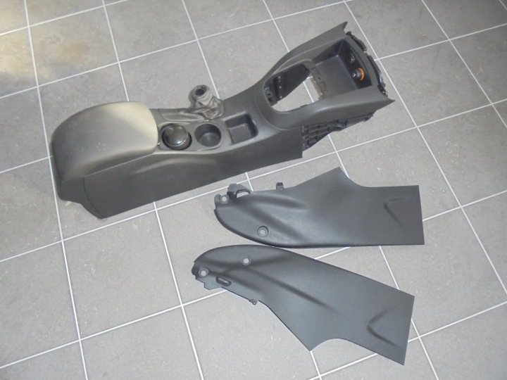фото №6, Подлокотник консоль citroen c4 ii b7 2010-2017