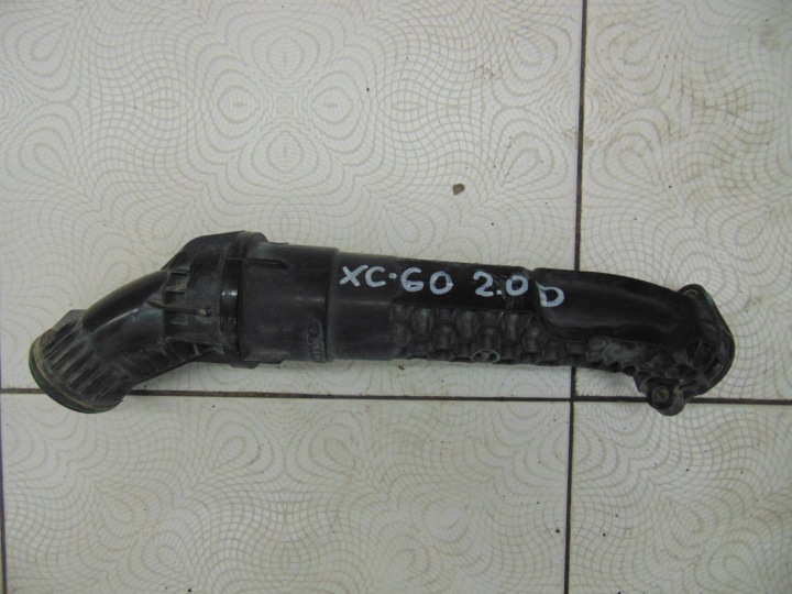 RURA PRZEWÓD VOLVO XC-60 2.0D